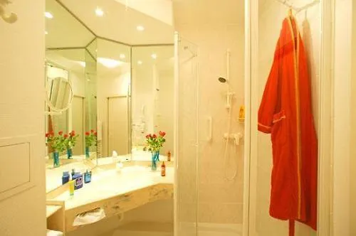 酒店 Thermenhotel Sonnenhof 4*