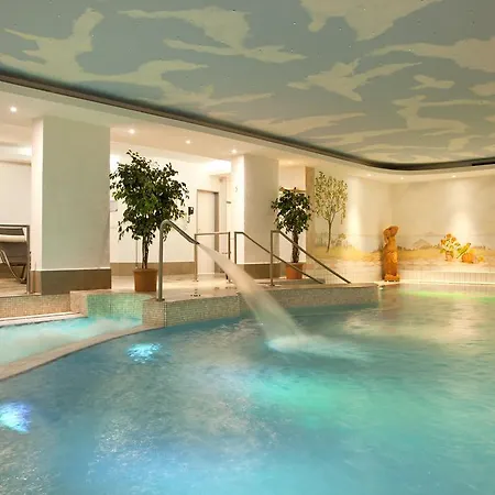 Thermenhotel Sonnenhof ホテル 4*