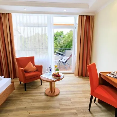 Thermenhotel Sonnenhof ホテル